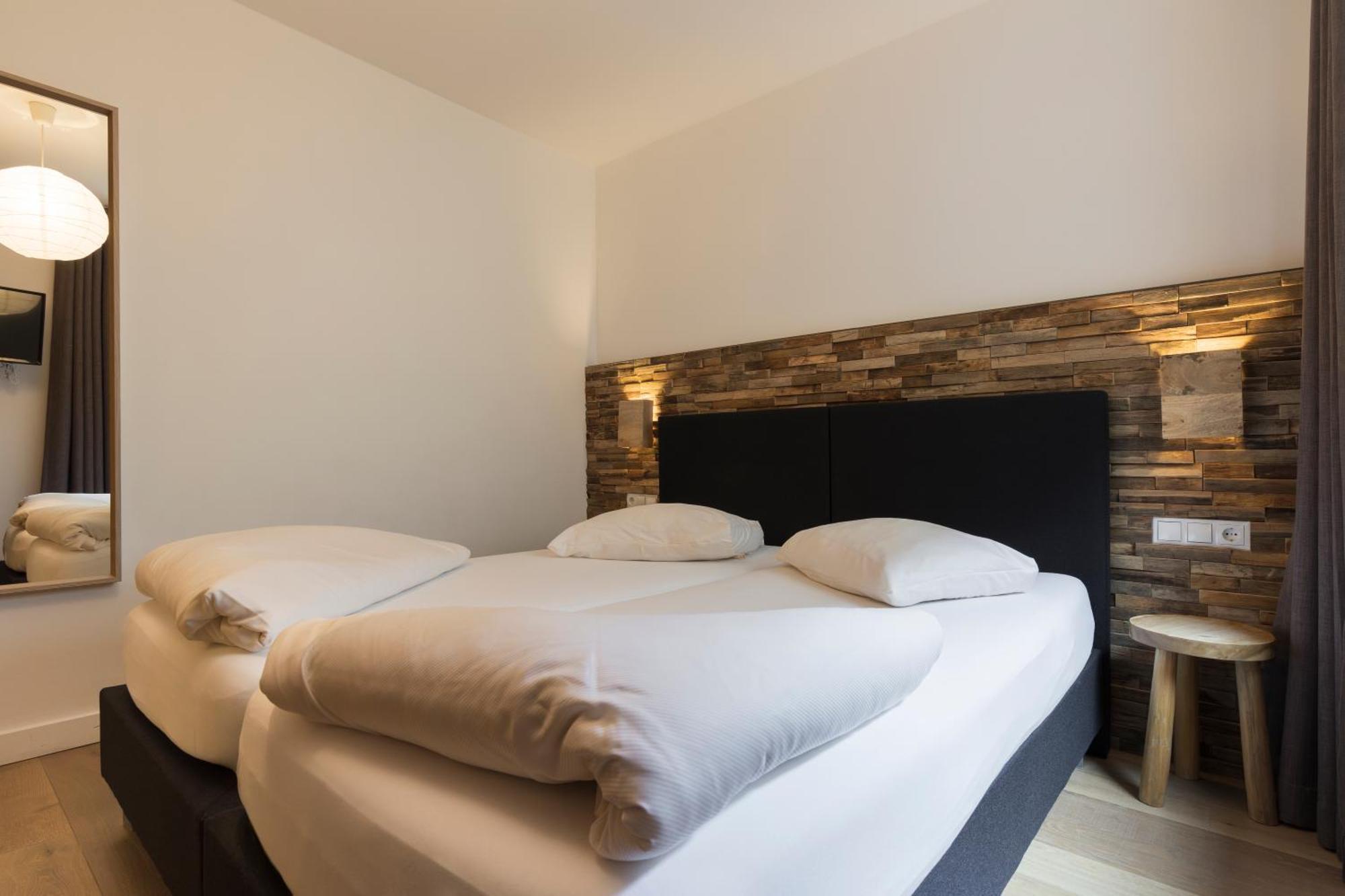 Aparthotel Herzblick Gmbh 湖城 外观 照片