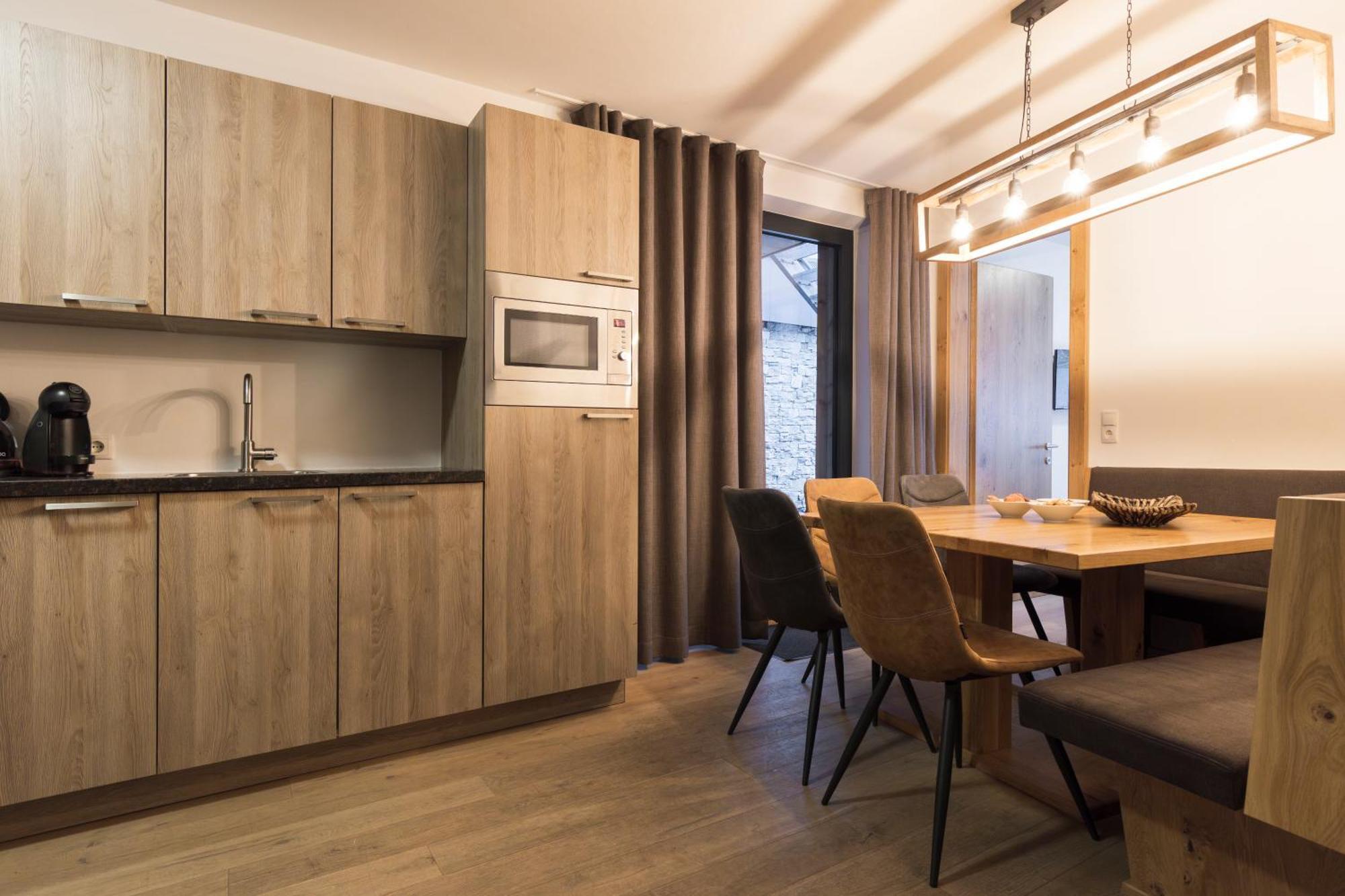 Aparthotel Herzblick Gmbh 湖城 外观 照片