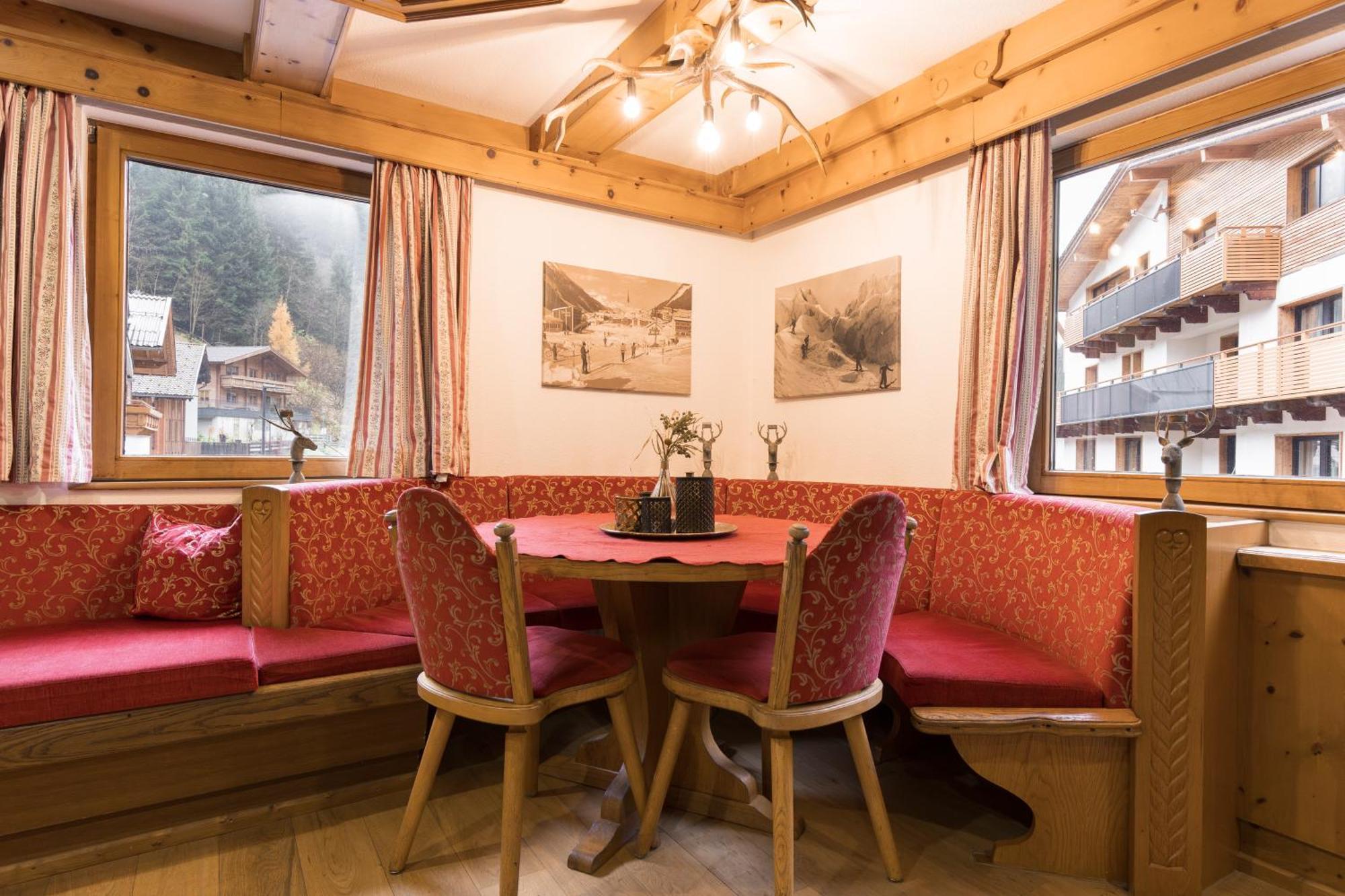 Aparthotel Herzblick Gmbh 湖城 外观 照片