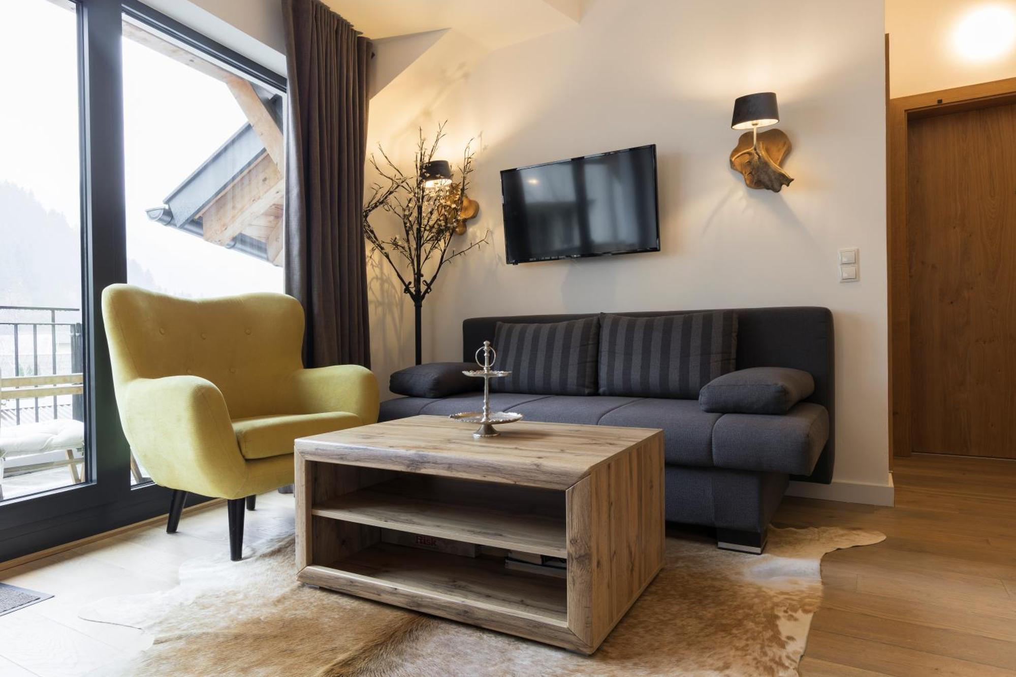 Aparthotel Herzblick Gmbh 湖城 外观 照片