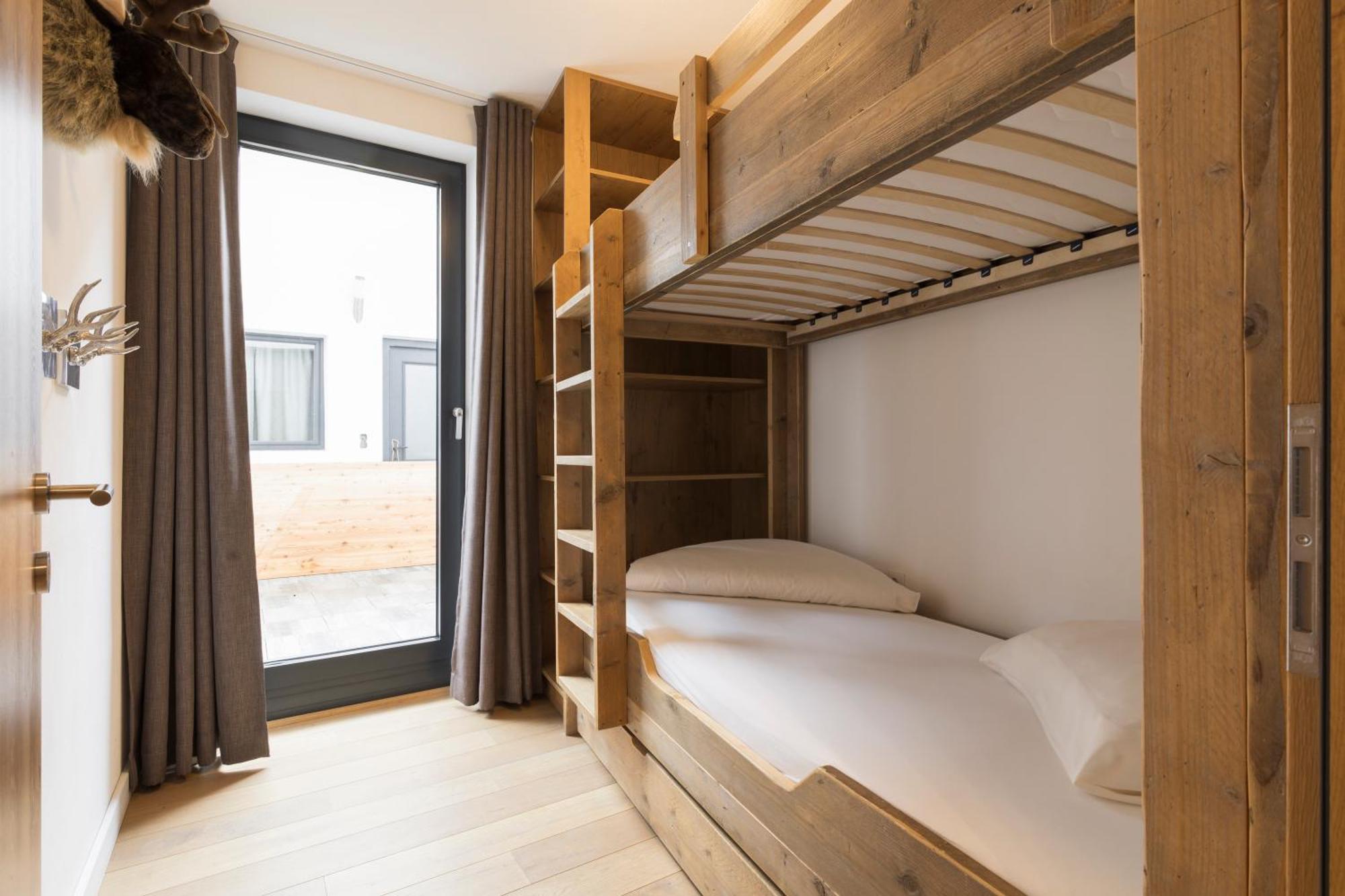 Aparthotel Herzblick Gmbh 湖城 外观 照片