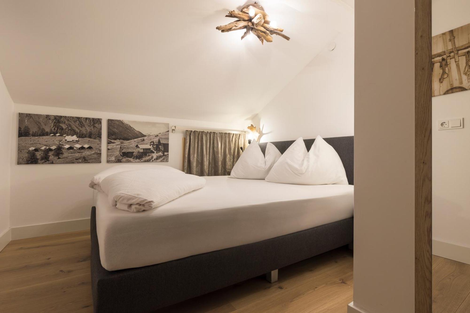 Aparthotel Herzblick Gmbh 湖城 外观 照片